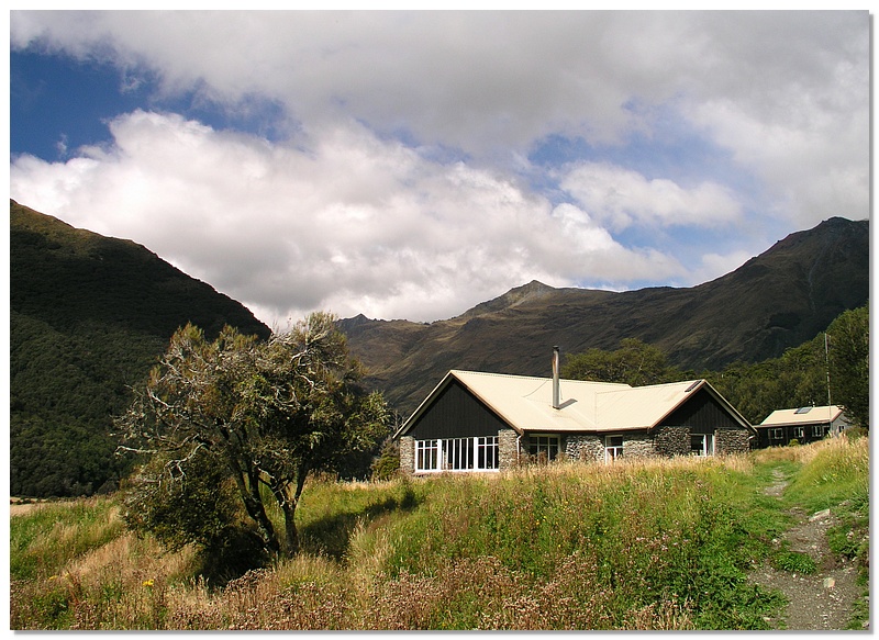 cs-aspiring-hut-13x18.jpg