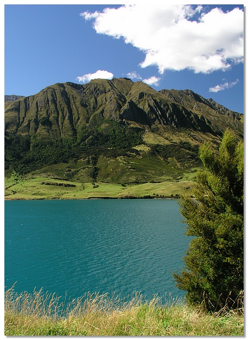 lake-howea2-13x18.jpg