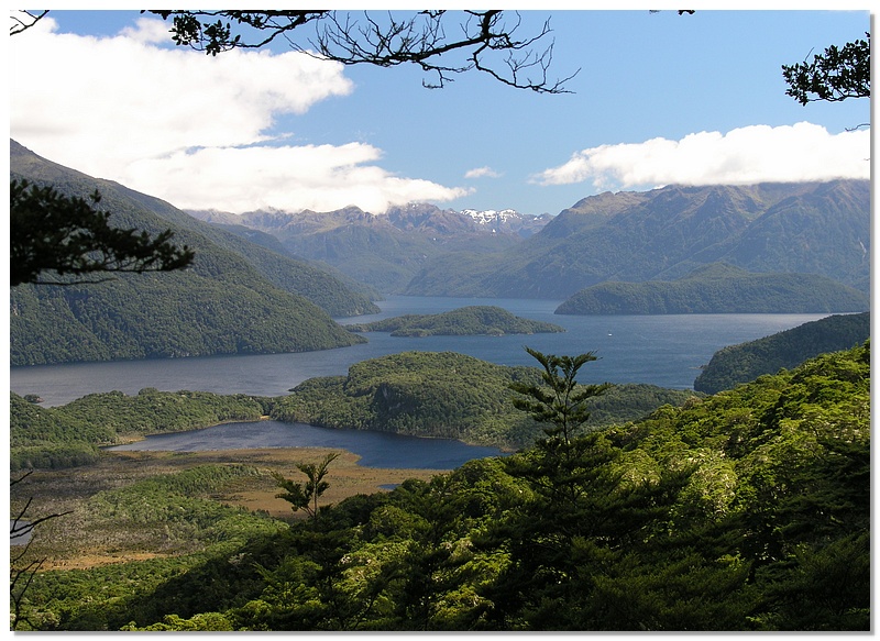 manapouri-lookout-13x18.jpg
