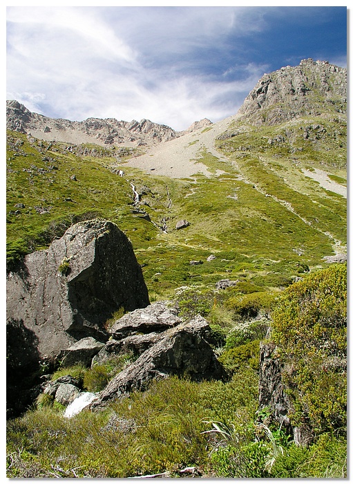 nl-travers-valley-13x18.jpg
