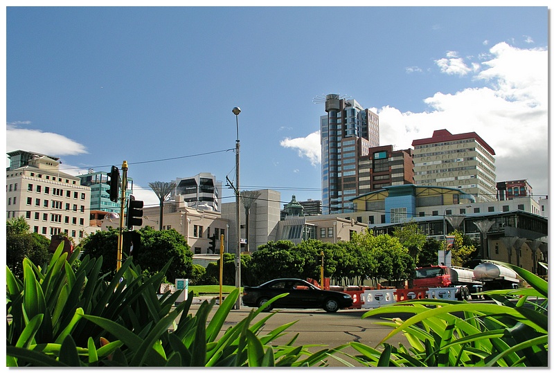 well-center-10x15.jpg